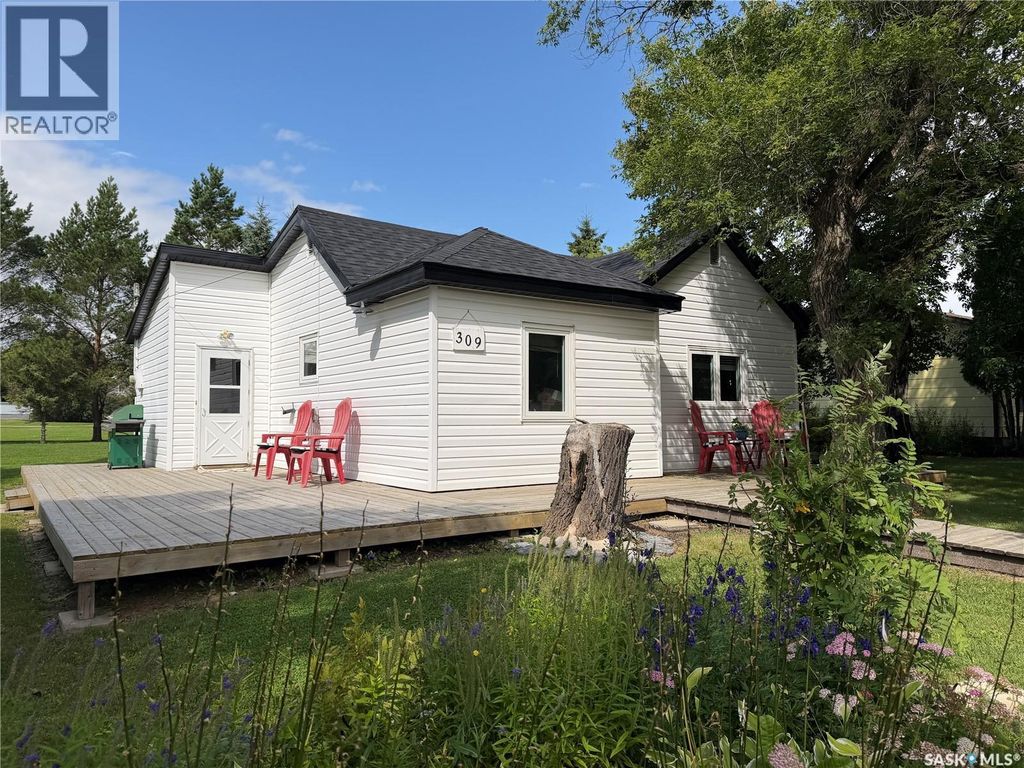 309 Indal Street, Elfros