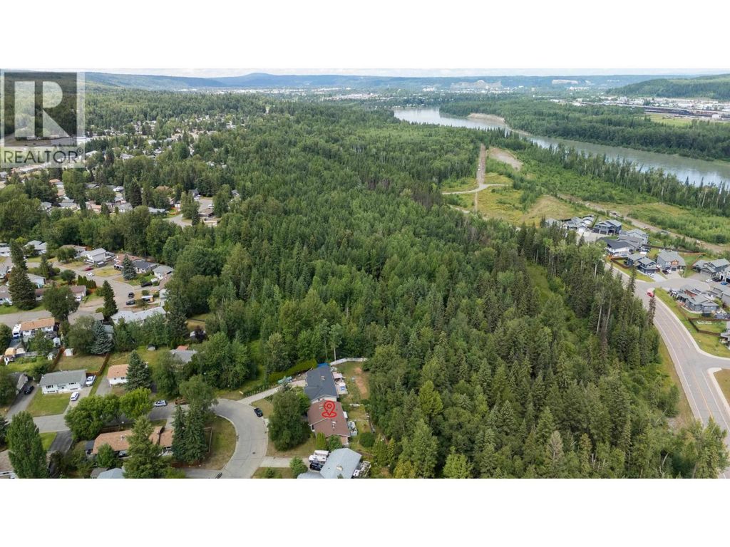 7288 Imperial Crescent, Prince George