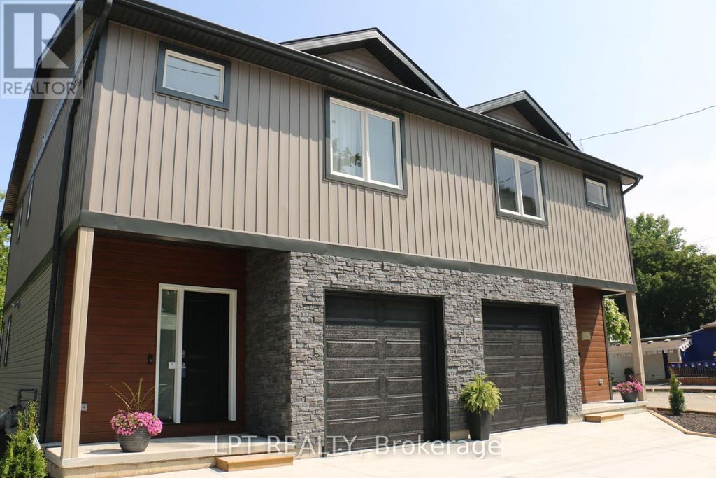 105 King Street E, Chatham-Kent