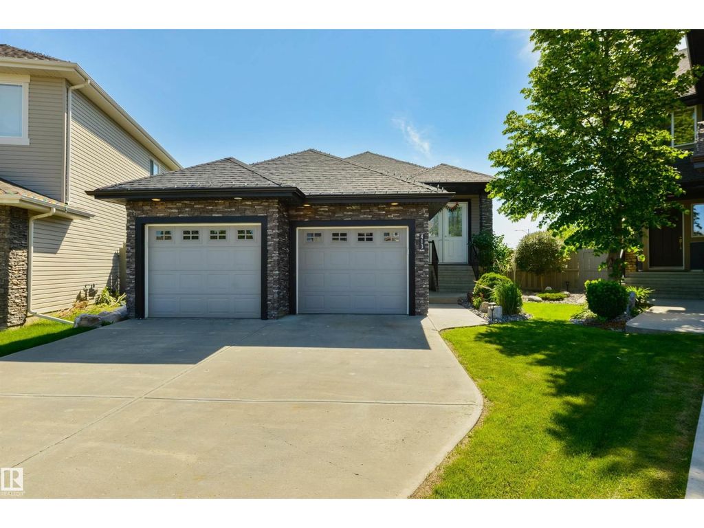 413 Chappelle Dr Sw, Edmonton