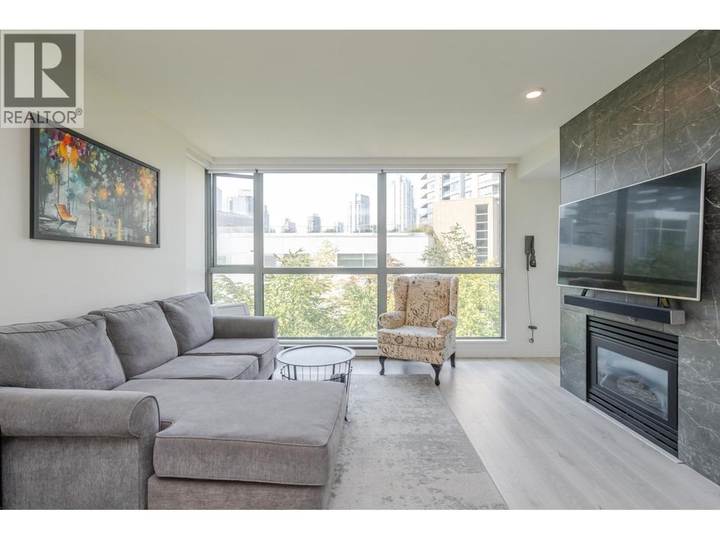602 4888 Hazel Street, Burnaby