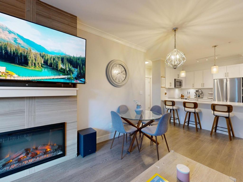 211 5020 221a Street, Langley