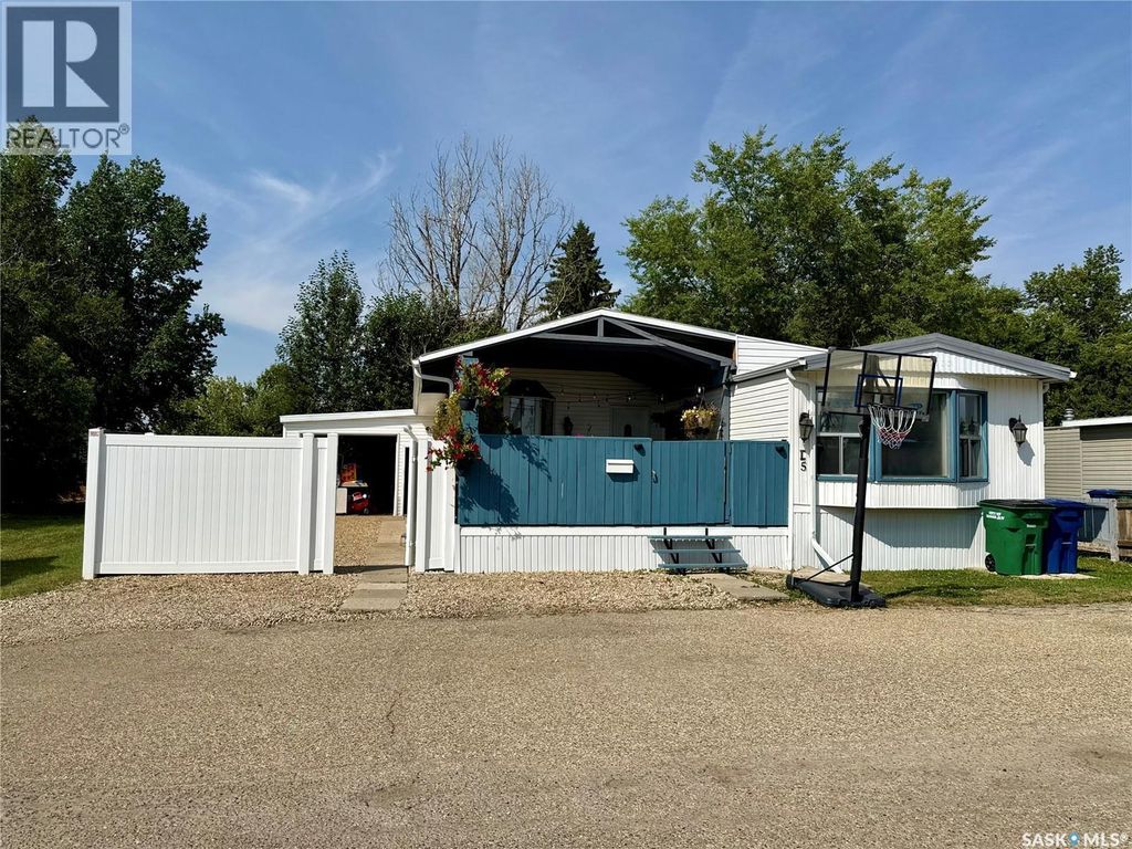 D5 1455 9th Avenue Ne, Moose Jaw