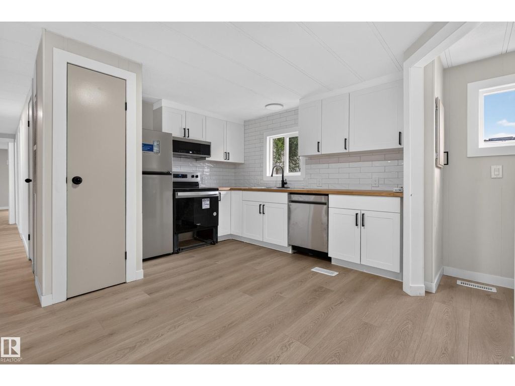 20 West View Bv Nw, Edmonton