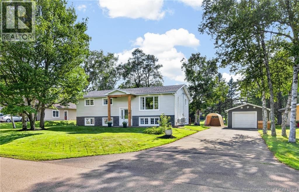 69 Montclair Street, Shediac