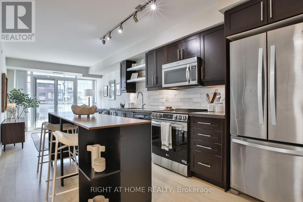 1623 - 525 Adelaide Street W, Toronto (waterfront Communities)