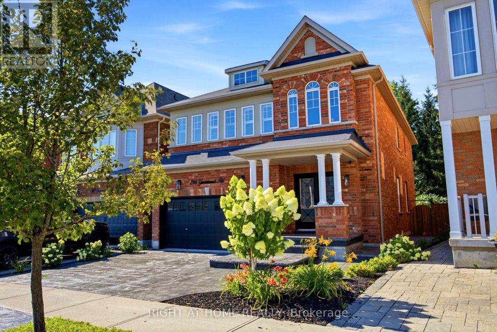 216 Greenwood Road, Whitchurch-Stouffville (stouffville)