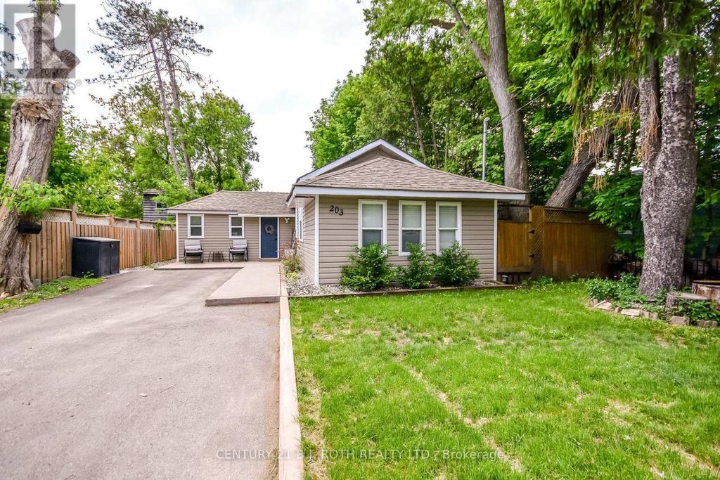 203 Southview Road, Barrie (south Shore)