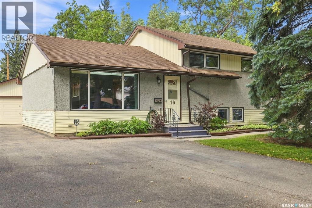 16 Yarnton Crescent, Regina