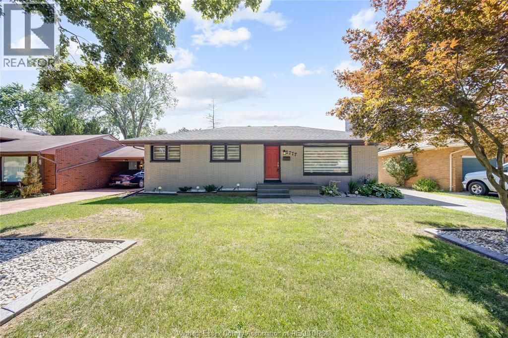 2777 Rockwell Boulevard, Windsor