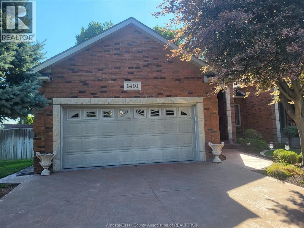 1410 Poisson Street, Tecumseh