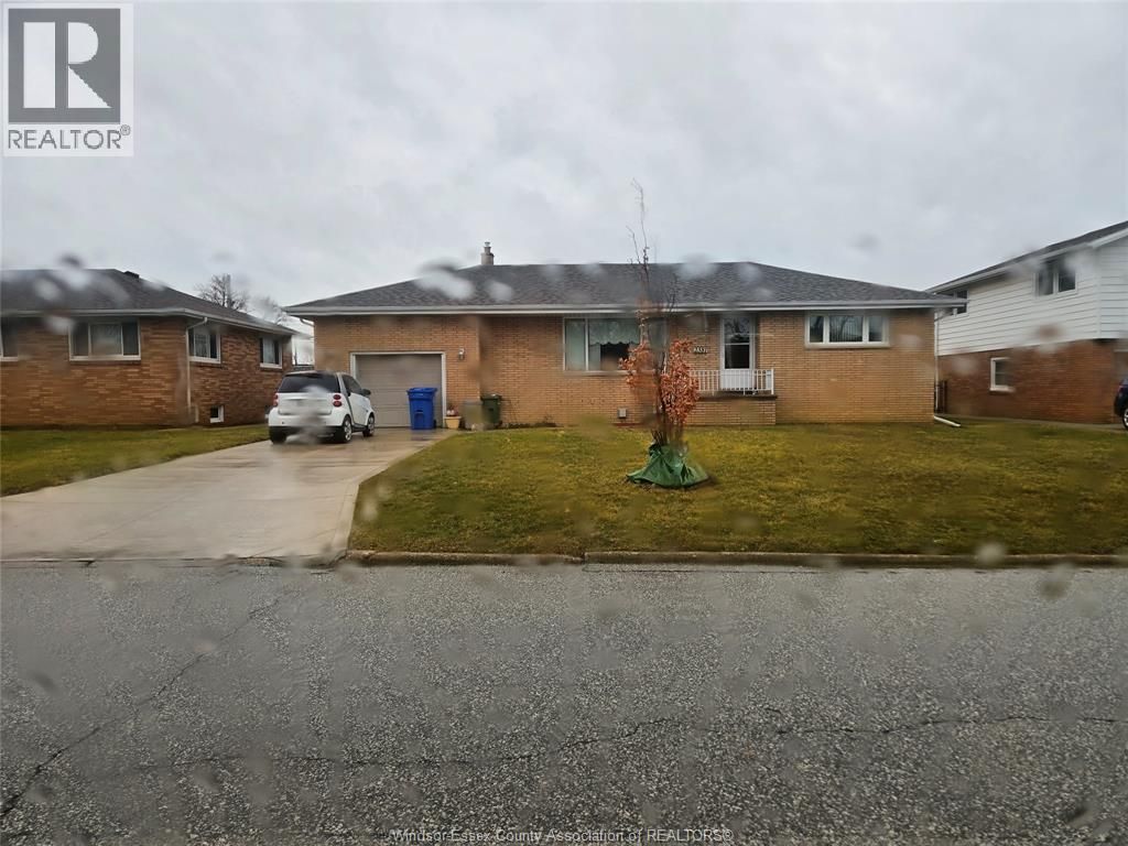 2381 Leonard, Windsor