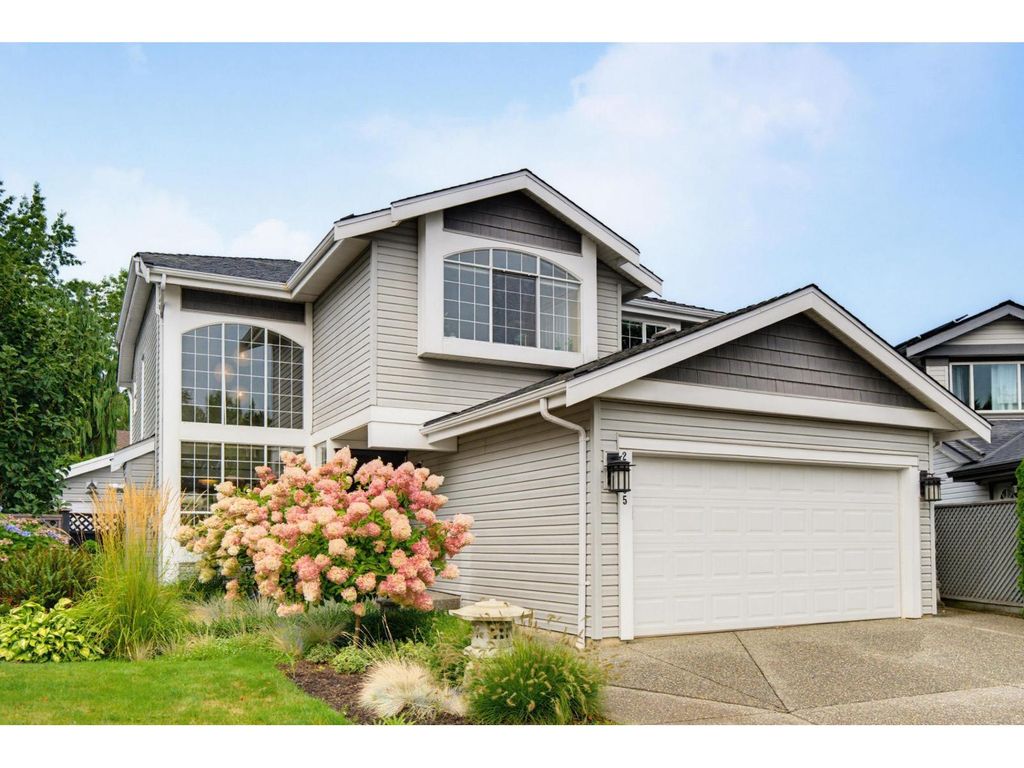 22105 45a Avenue, Langley