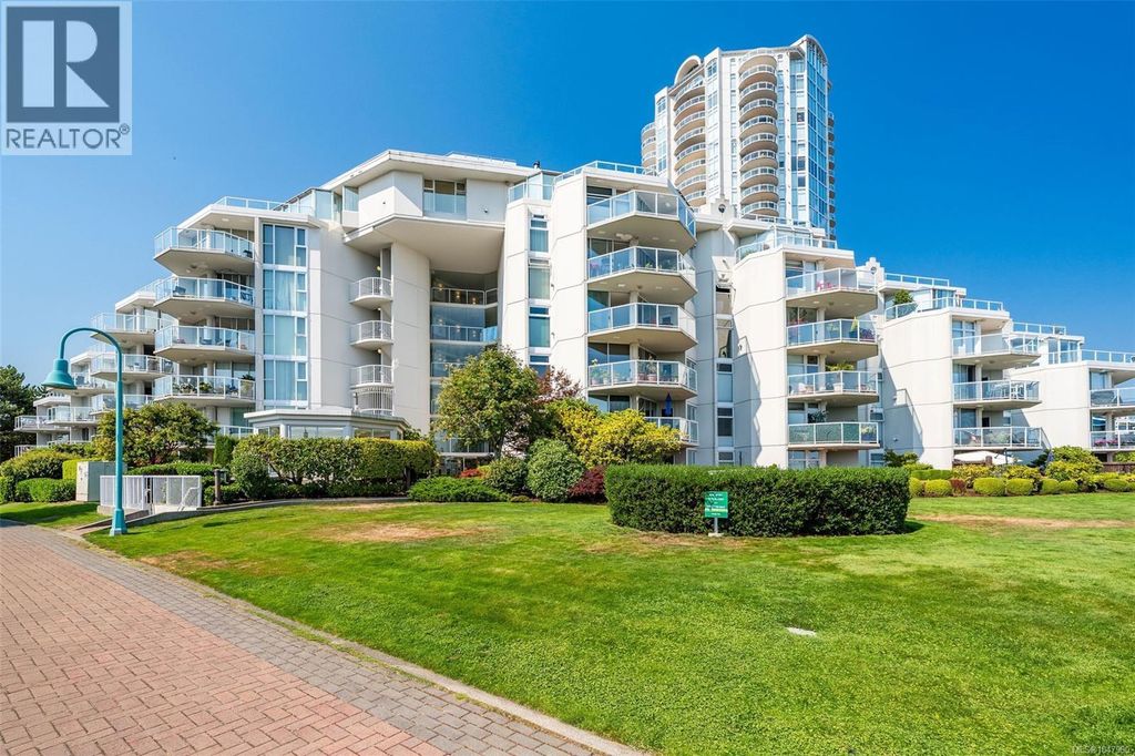 102 158 Promenade Dr, Nanaimo