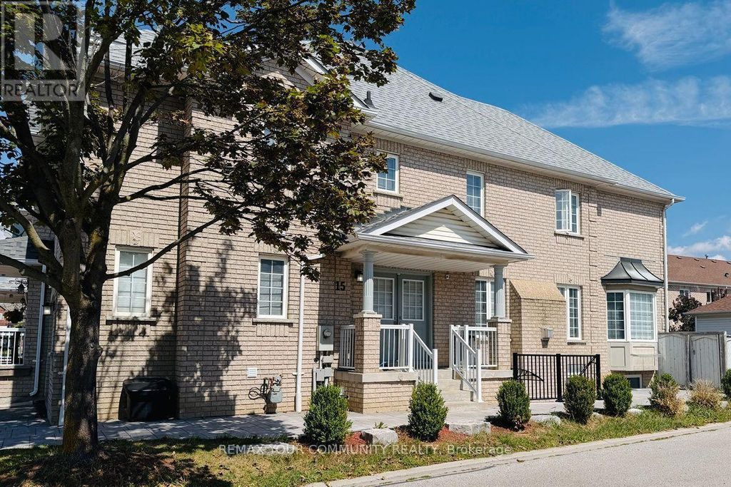 15 Benjamin Hood Crescent, Vaughan (patterson)