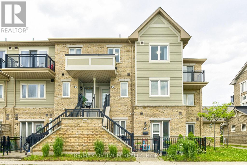 303 - 250 Sunny Meadow Boulevard, Brampton (sandringham-Wellington)