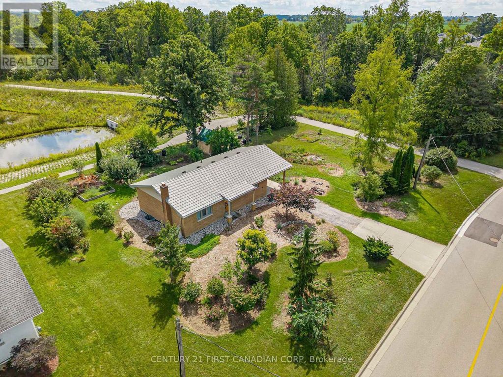 52 Gill Road, Lambton Shores (grand Bend)