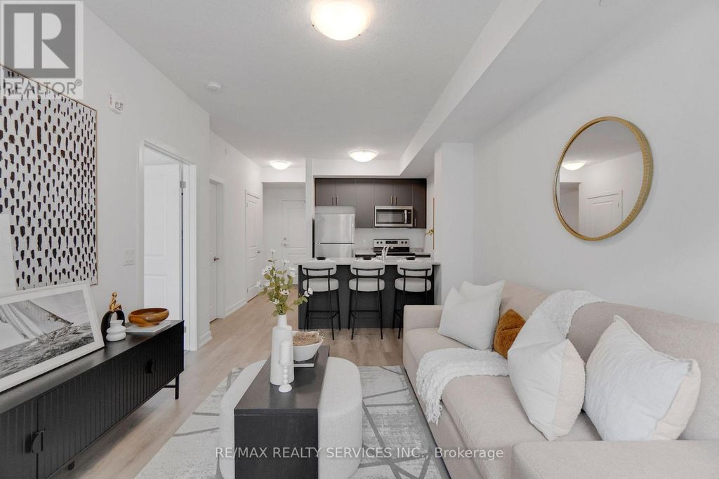 136 - 5055 Greenlane Road, Lincoln (lincoln Lake)
