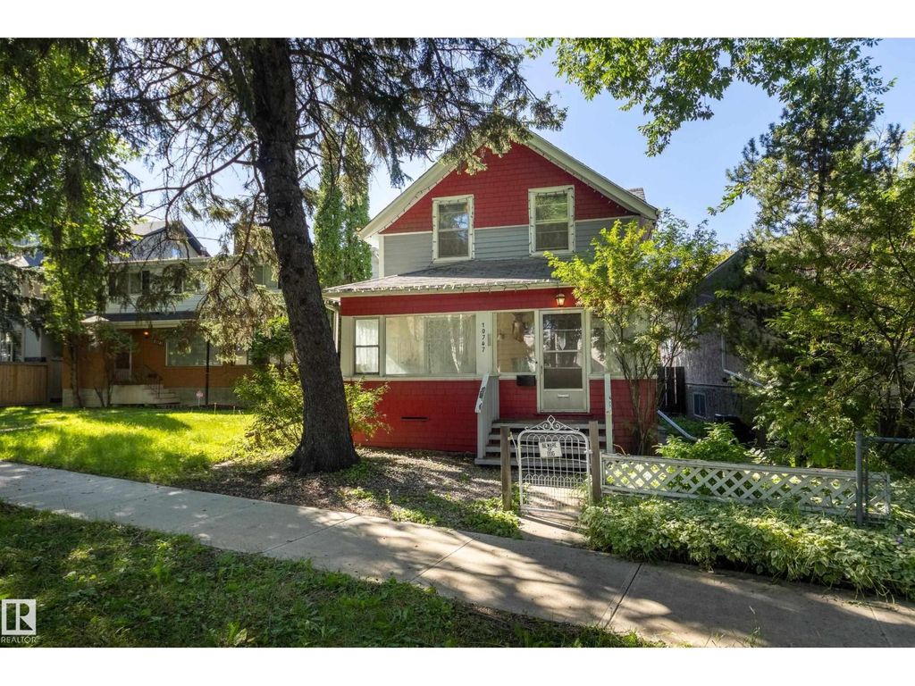 10747 University Av Nw, Edmonton
