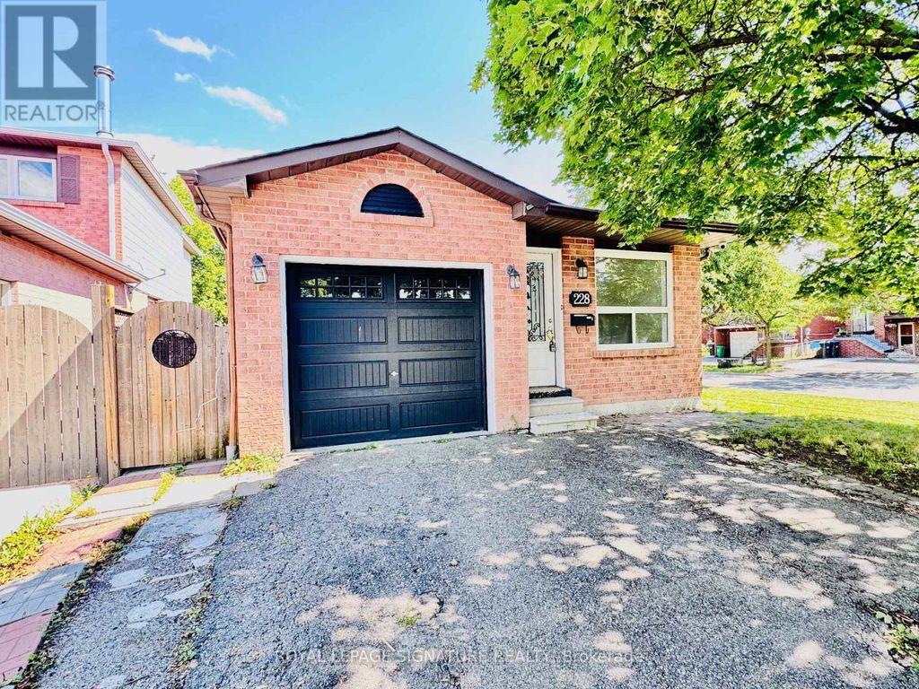 228 Martindale Crescent, Brampton (brampton West)