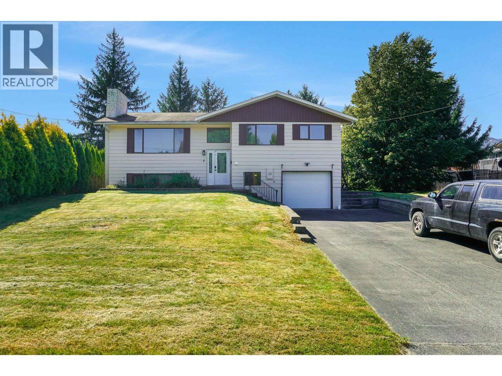 1694 Kingfisher Avenue, Kitimat