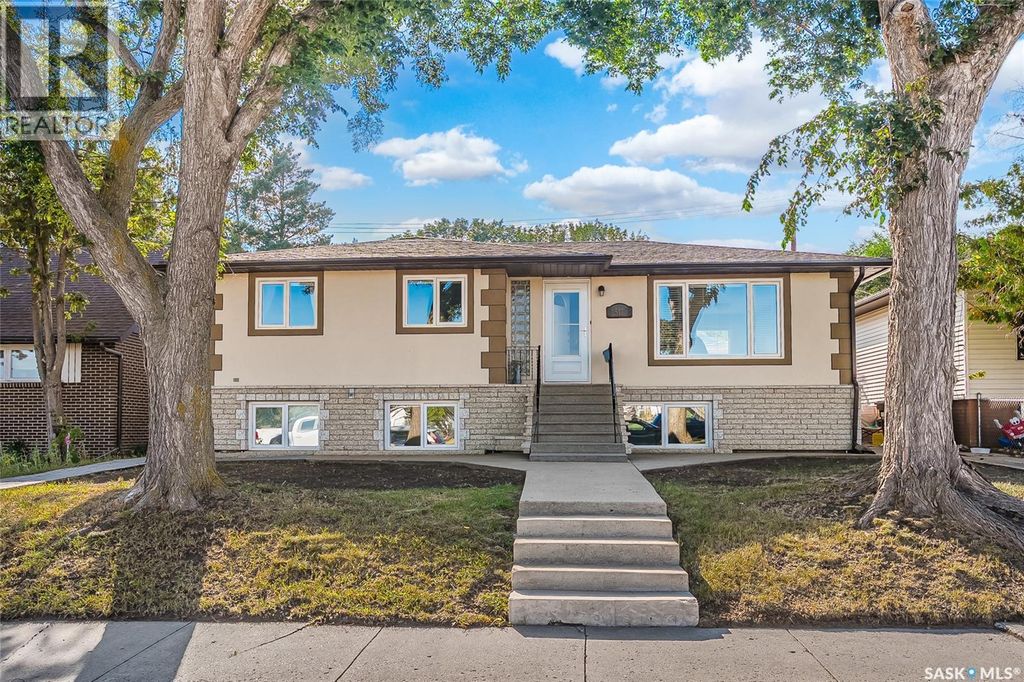 517 O Avenue N, Saskatoon
