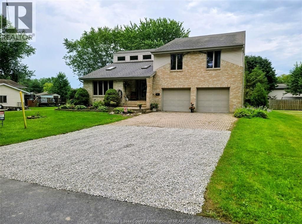 943 Erie, Kingsville