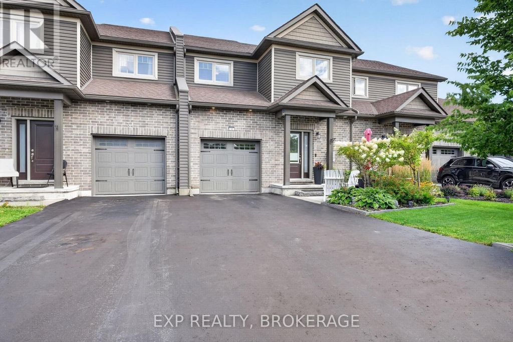 32 Curtis Street, Prince Edward County (picton Ward)