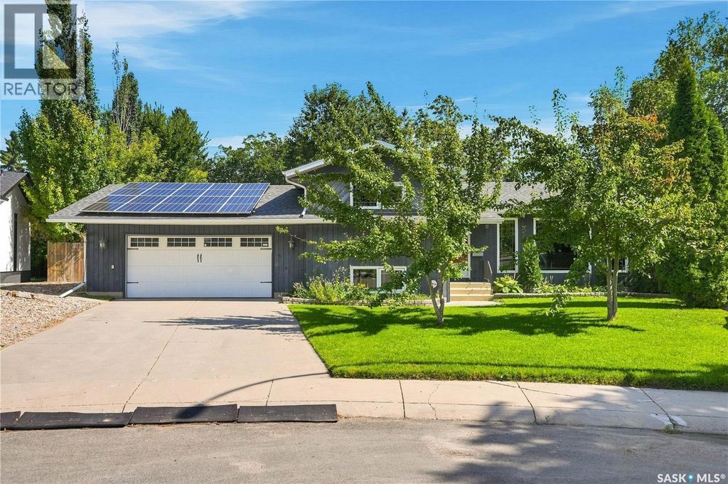210 Frobisher Crescent, Saskatoon