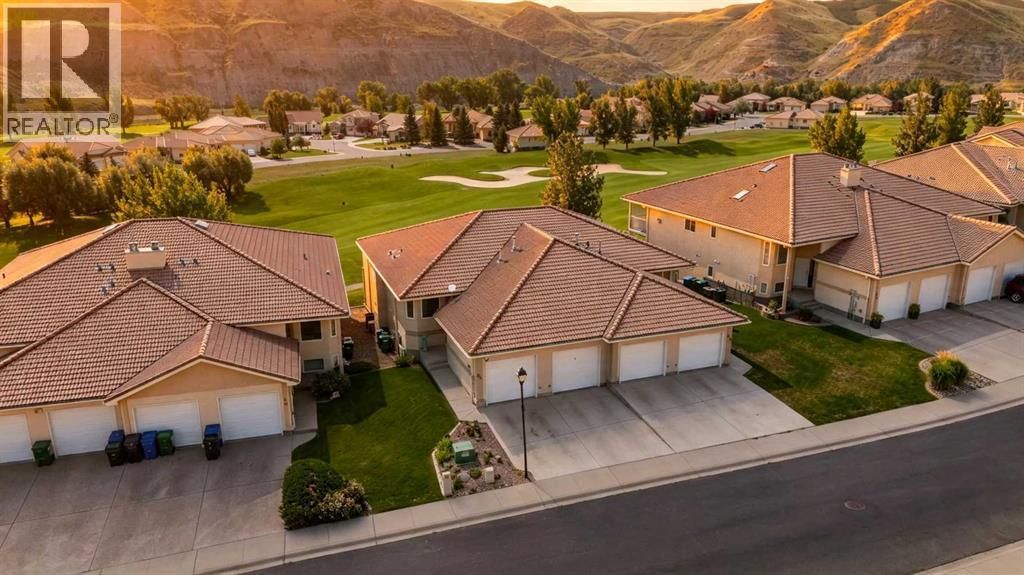 A, 414 Canyon Boulevard W, Lethbridge