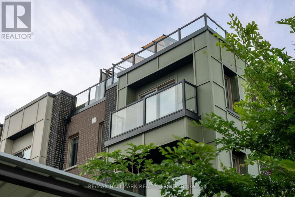 217 - 583 Takamose Private, Ottawa