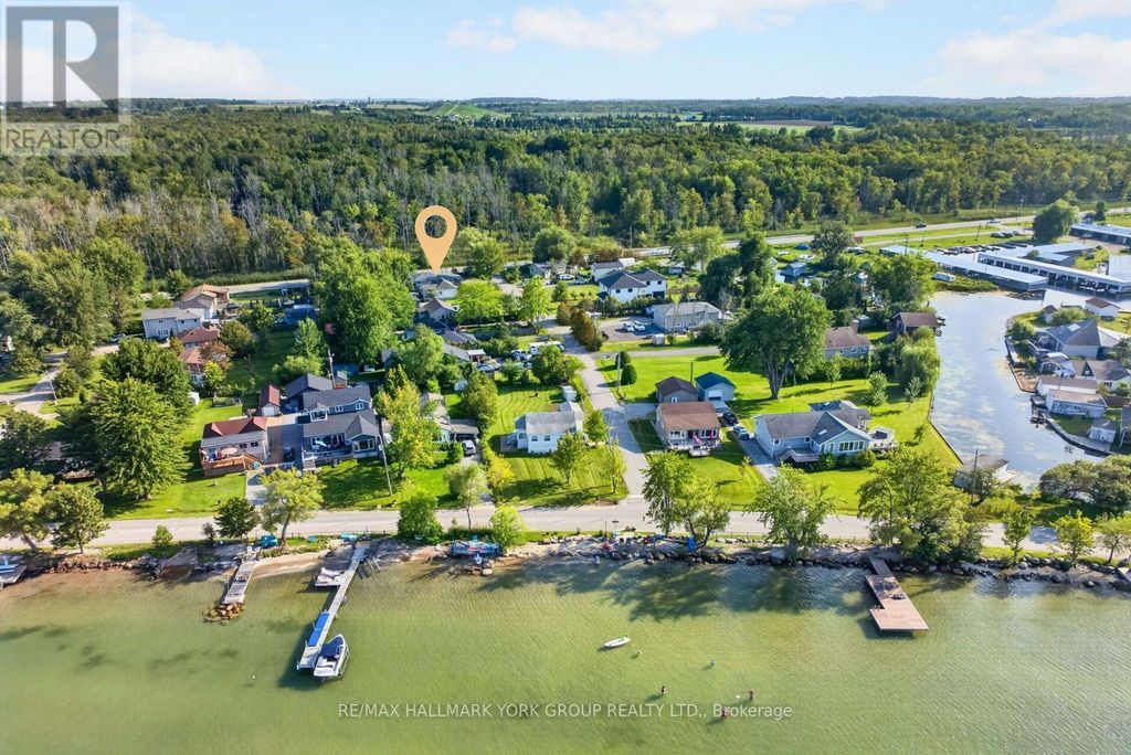 815 Lagoon Drive, Georgina (historic Lakeshore Communities)
