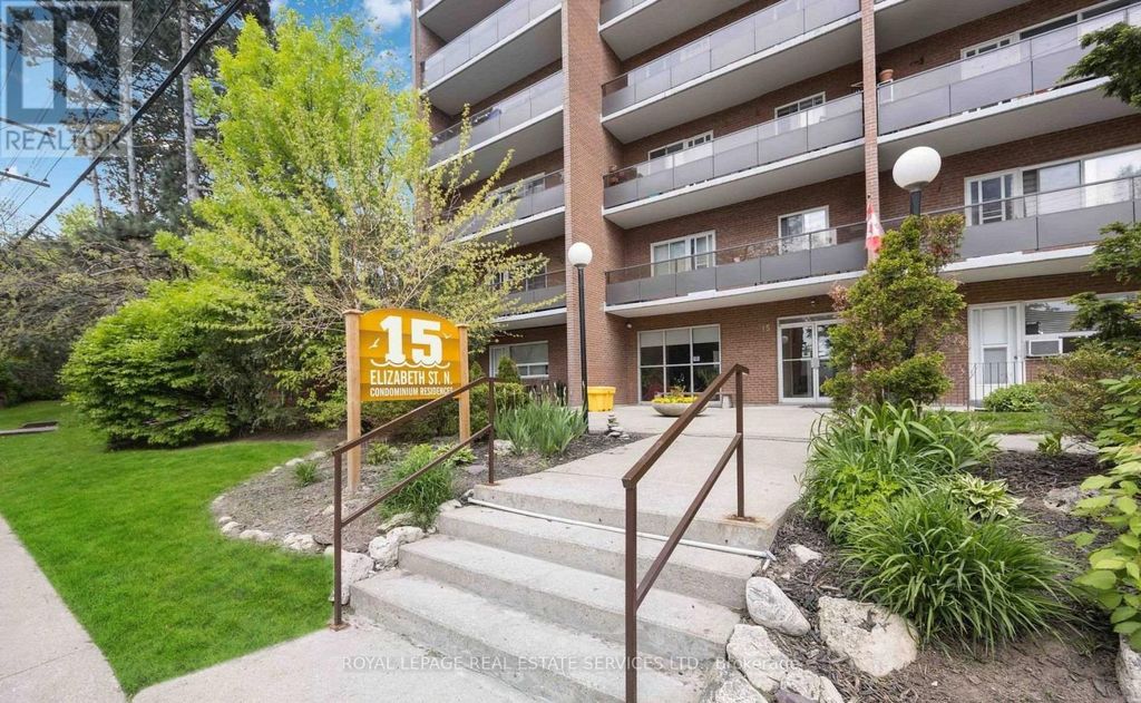 203 - 15 Elizabeth Street N, Mississauga (port Credit)