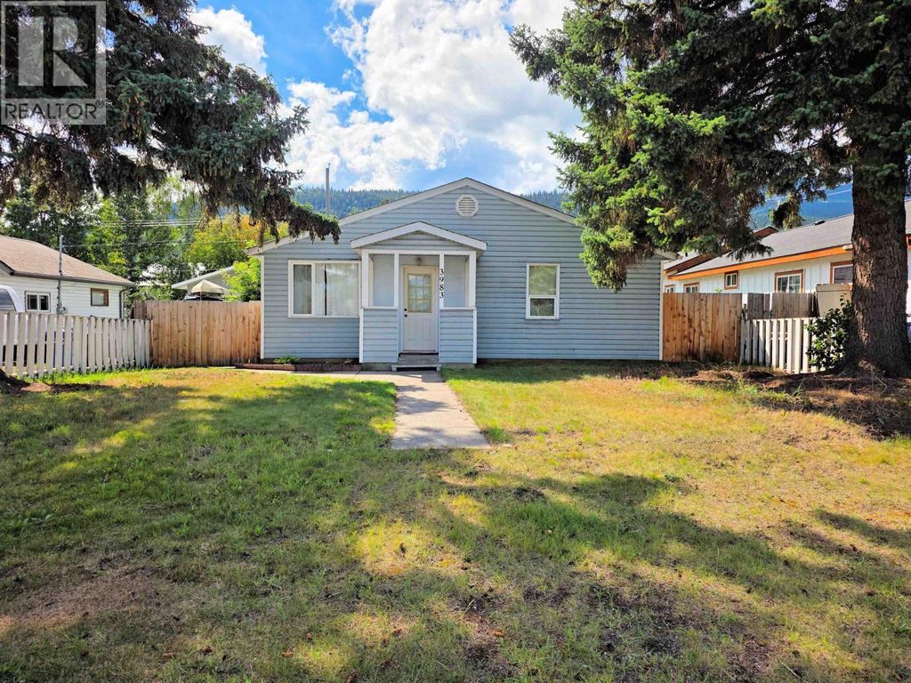 3983 Second Avenue, Smithers