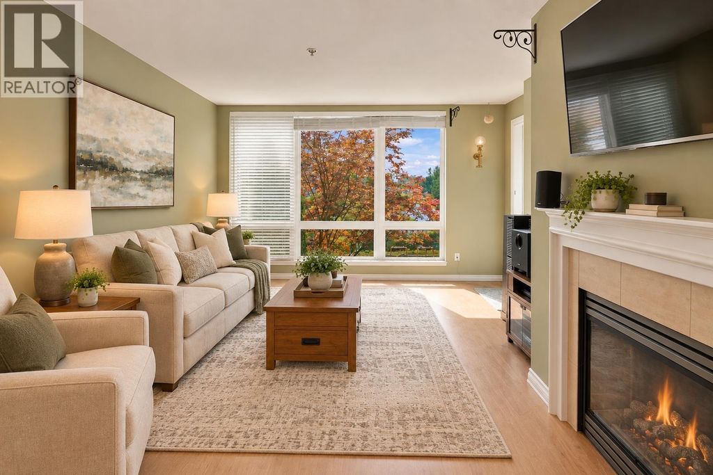 206 5800 Andrews Road, Richmond