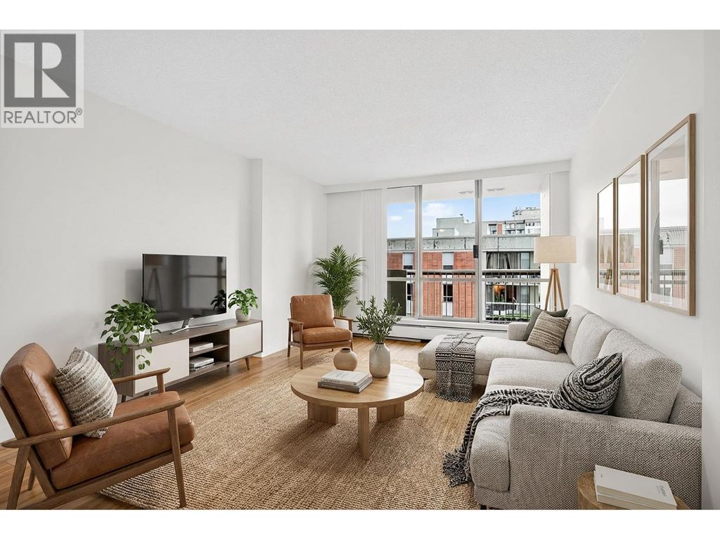 1306 2016 Fullerton Avenue, North Vancouver