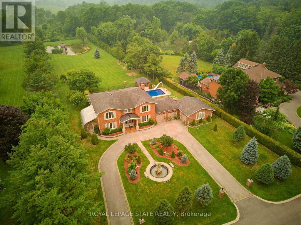 348 Shaver Road, Hamilton