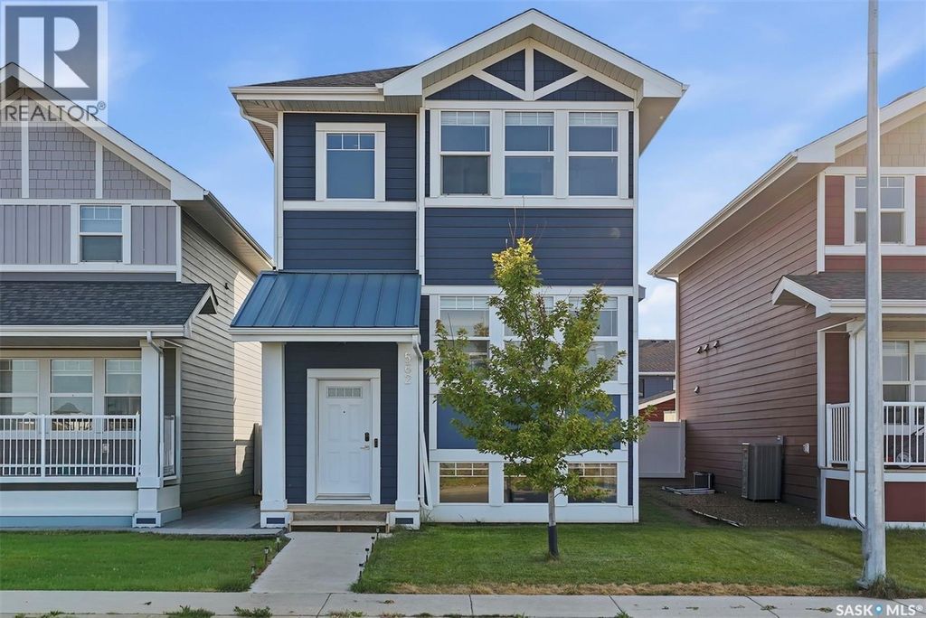 562 Stilling Way, Saskatoon