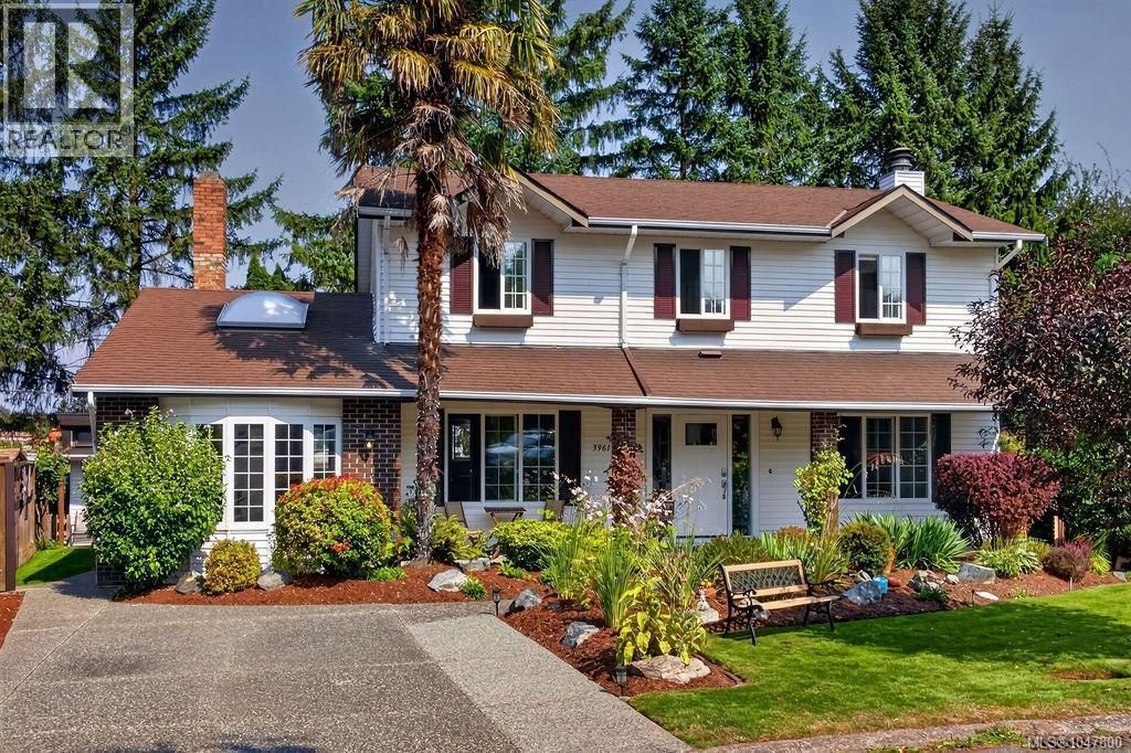 3961 Reynolds Crt, Saanich