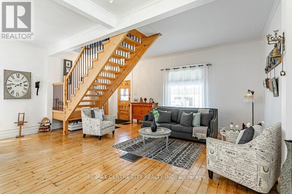 971 Elias Street, London East (east G)