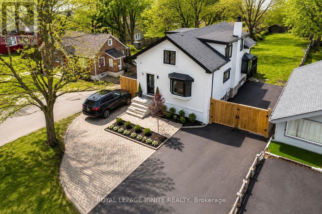 515 Kingston Road W, Ajax (central West)