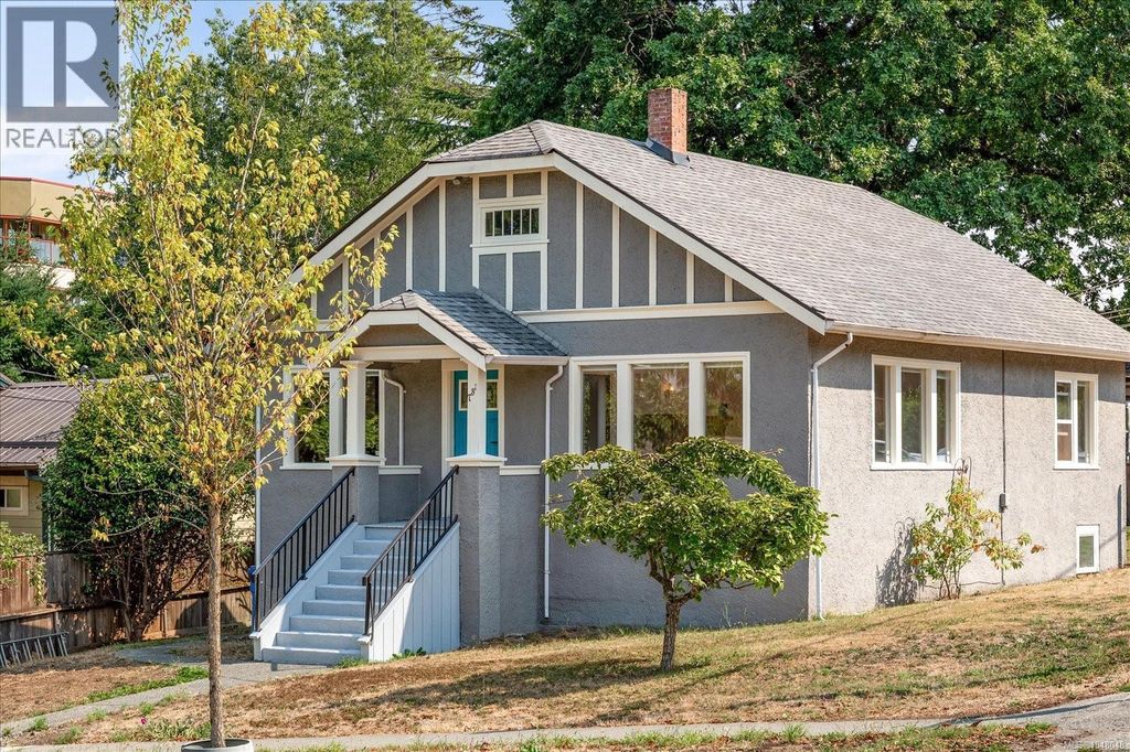 733 Fitzwilliam St, Nanaimo