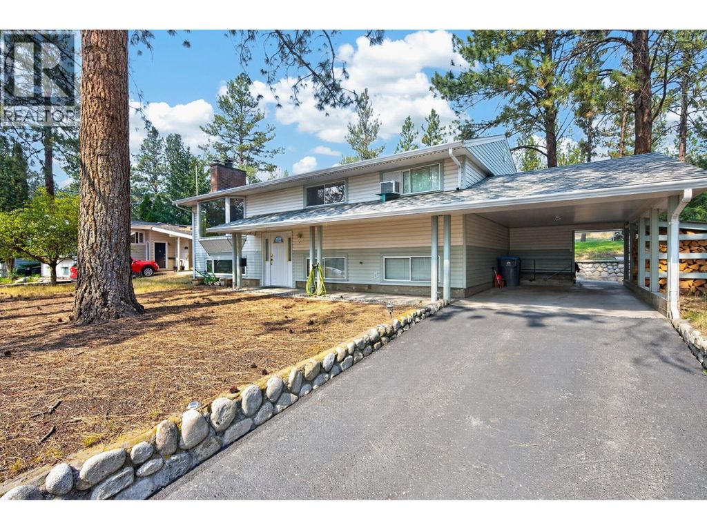 2063 Castillou Crescent, Merritt
