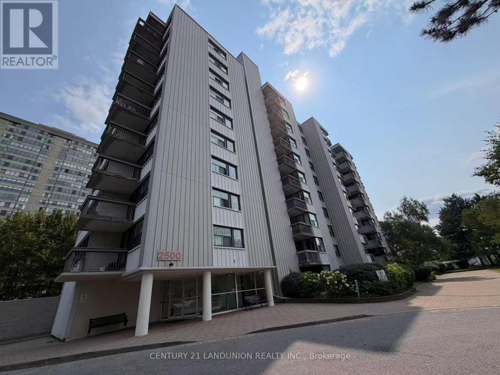 1005 - 2500 Bridletowne Circle, Toronto (l'amoreaux)
