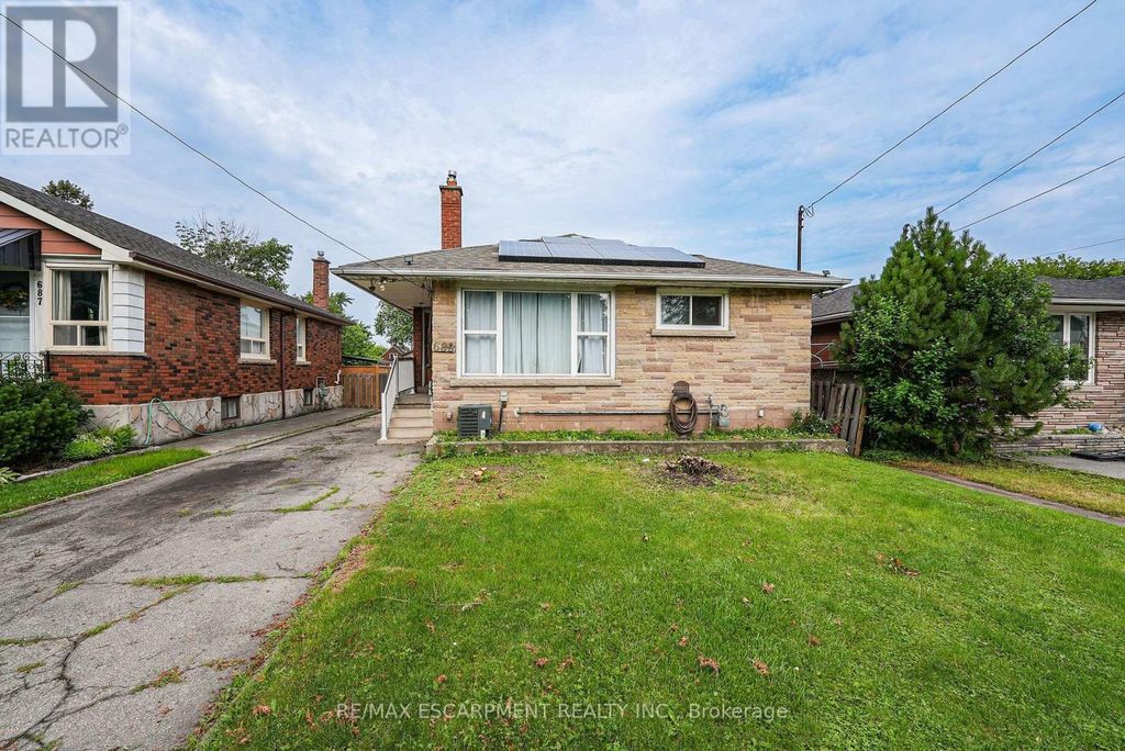 689 Burgess Avenue, Hamilton (parkview)