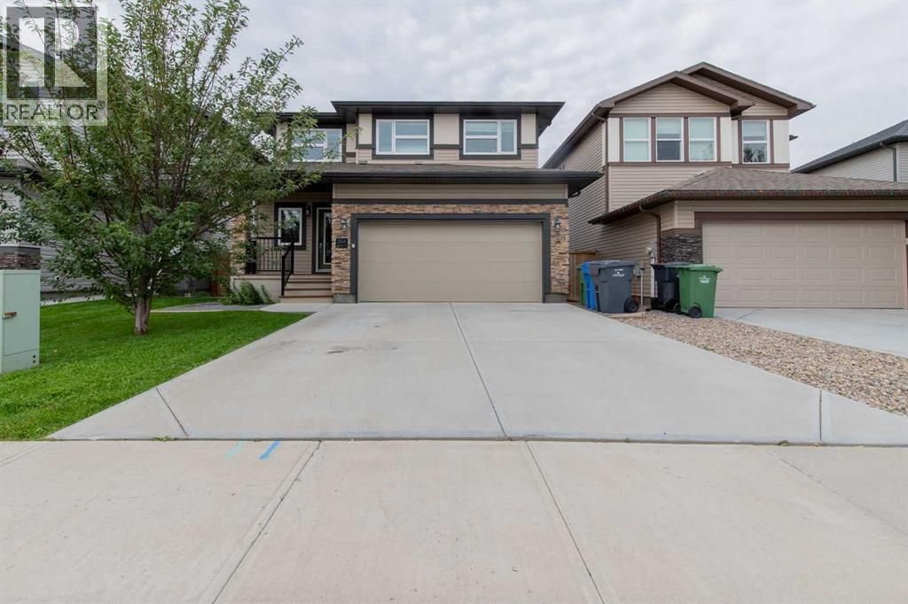 356 Westgate Crescent, Coaldale