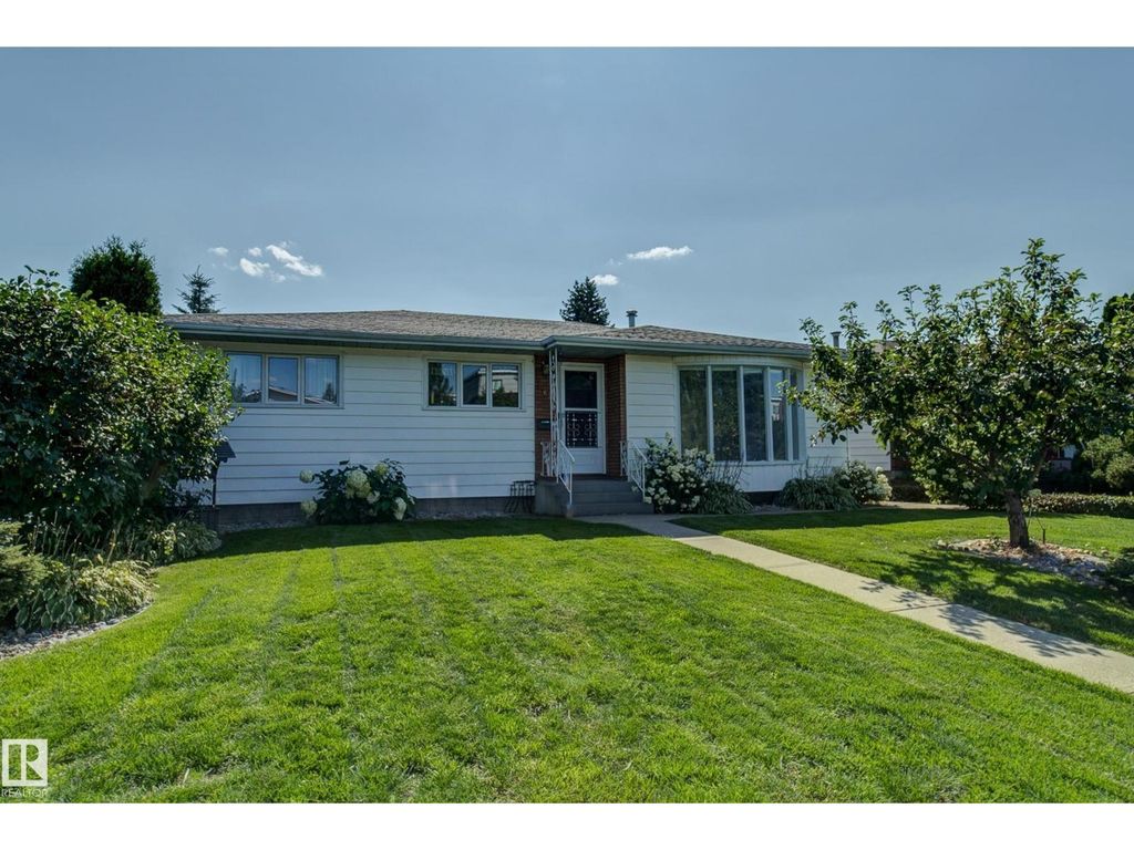 11623 49 Av Nw, Edmonton