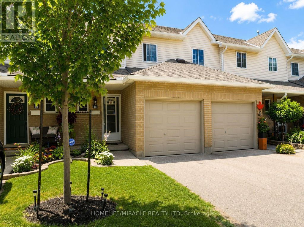 38 - 10 Holborn Court, Kitchener