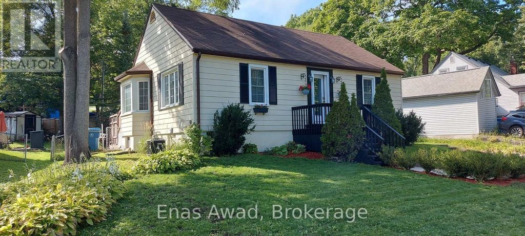 8 Lavallee Crescent, Orillia