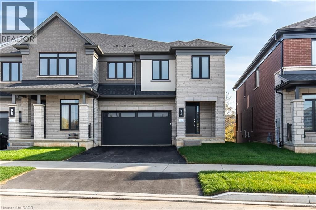 96 Valley Trail Place, Waterdown